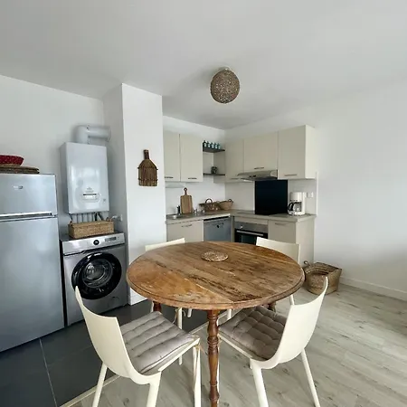 Le Croix De Vie Apartment *